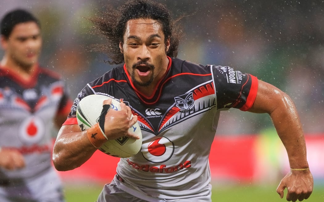 Bunty Afoa on the charge.