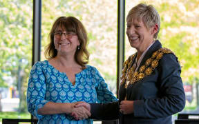 New Christchurch City Council chief executive Dawn Baxendale greets returning mayor Lianne Dalziel.