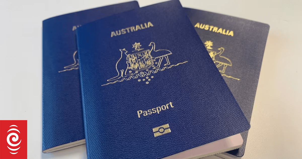 'You make your bed, you lie in it': Australian citizen held in Syria barred from returning home