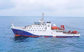 China’s research/survey vessel Da Yang Hao is transiting through Cook Islands waters, conducting seabed surveys. SBMA/25110511