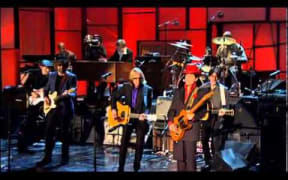 Prince, Tom Petty, Steve Winwood, Jeff Lynne and others -- "While My Guitar Gently Weeps"