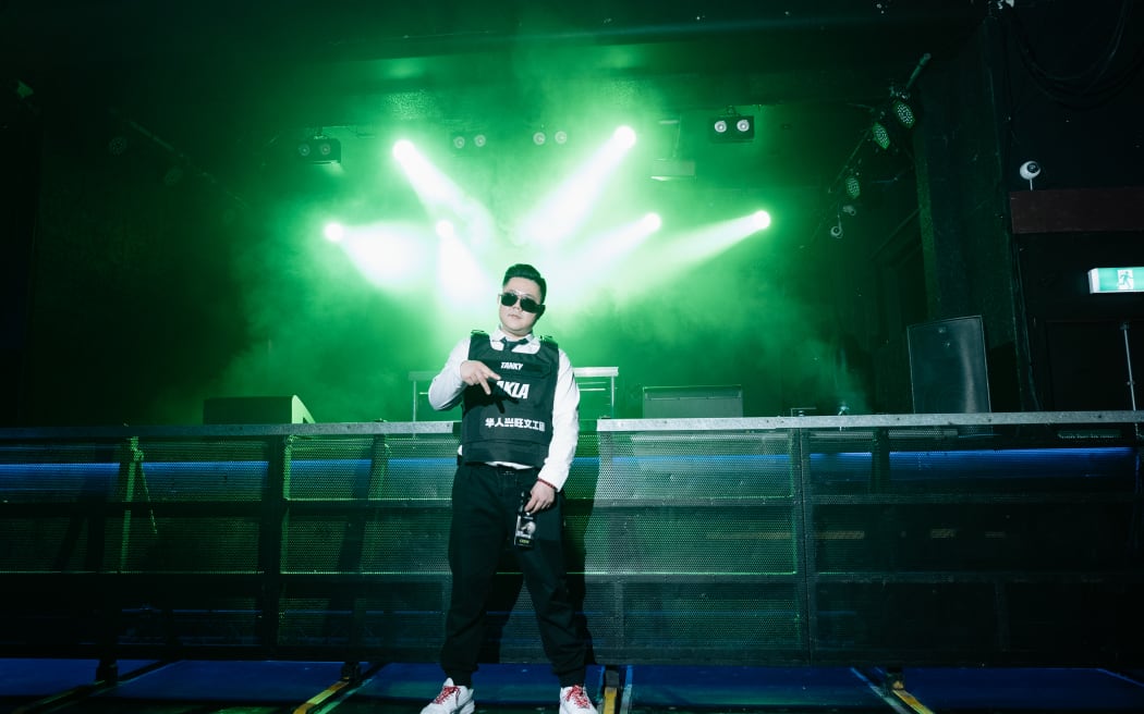 AKLA is an Auckland-based Chinese hip-hop fusion collective with 16 members aged between 20 and 40.