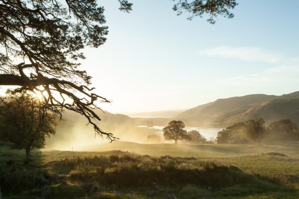 Outlander 2014, season 1, episode 1.