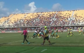 The Agmark Gurias and Mount Hagen Eagles during Saturday's Digicel Cup semi-final, which ended with the referee being attacked by a team official.