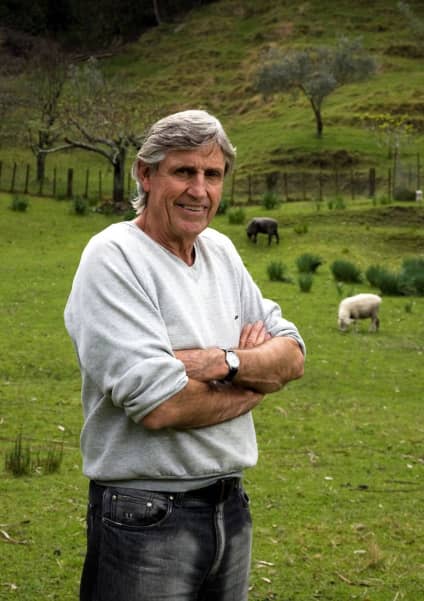 Murray Ball at home in Gisborne, New Zealand. Tuesday September 17, 2007.