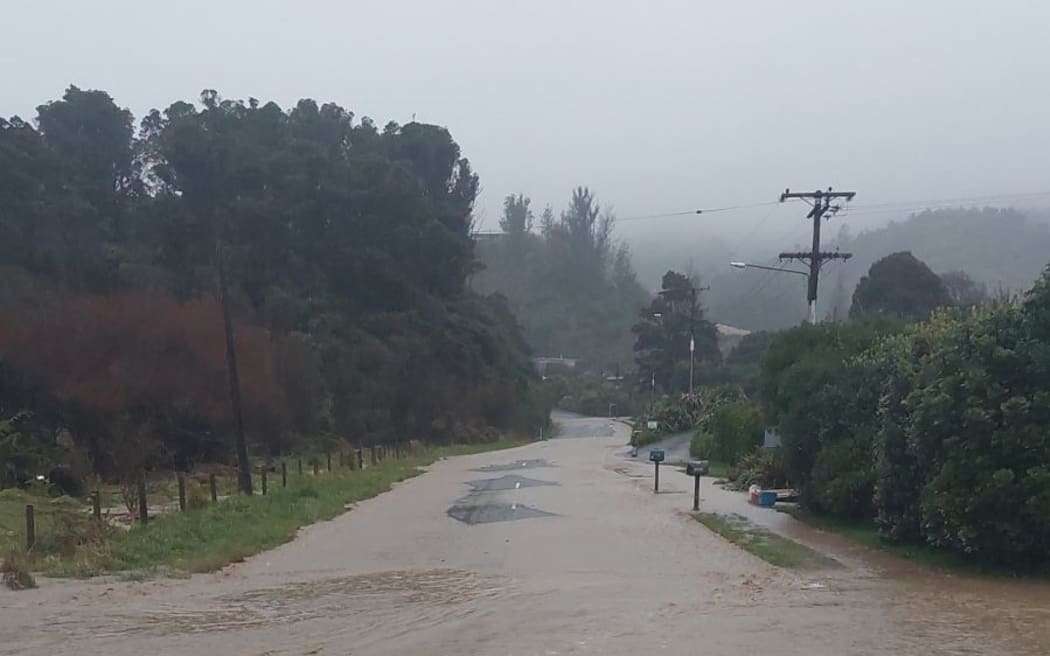 Pōhara Valley Road