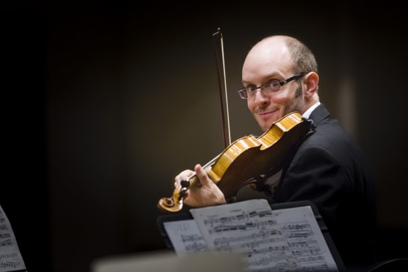 Andrew Beer violinist
