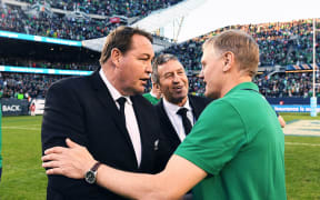 Steve Hansen and Wayne Smith congratulate Joe Schmidt after Ireland beat All Blacks 2016.