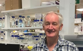 Dr Russell Snell