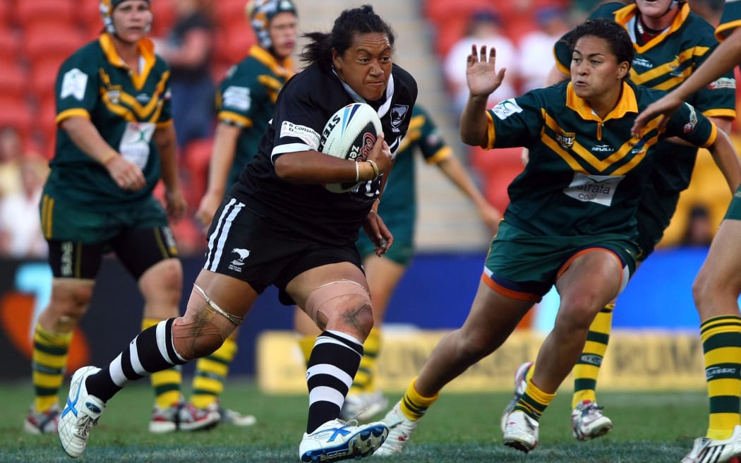 Luisa Avaiki playing in the 2008 women's rugby league final at Suncorp Stadium