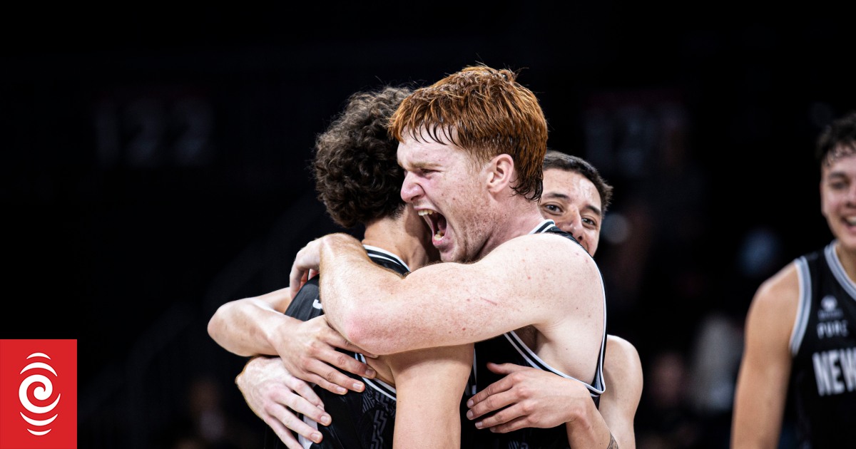 Basketball: NZ teens stun basketball heavyweights to make semi-final of U17 World Cup