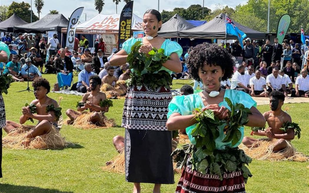 Fiji community in New Zealand perform at community event in  Māngere.