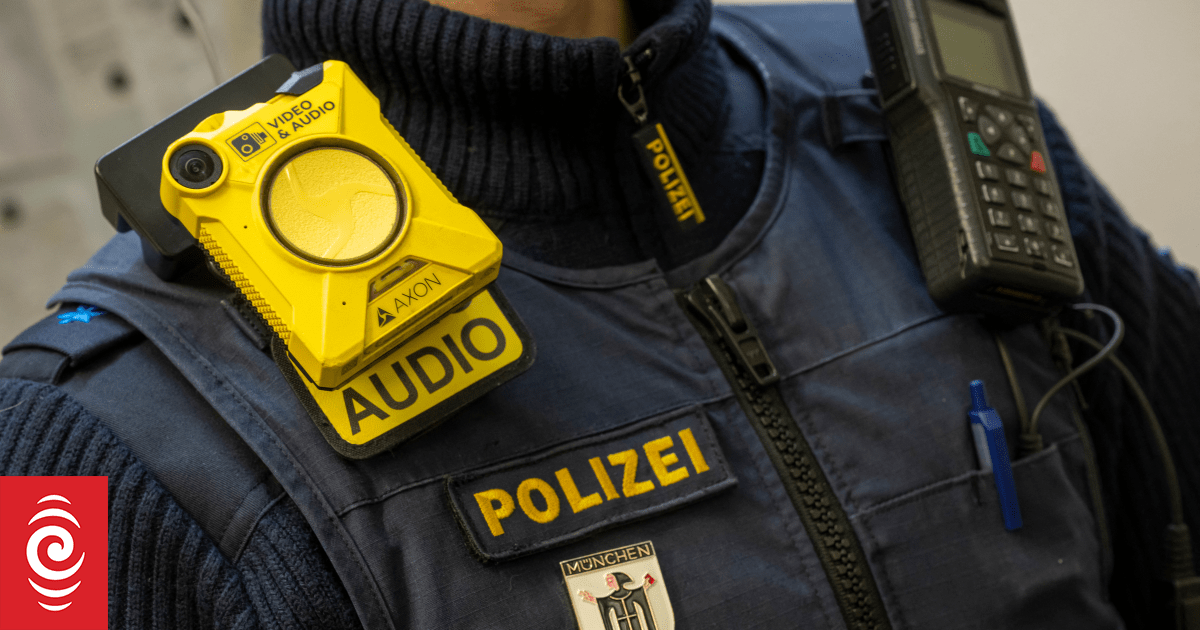 Police need bodycams due to increase in violence, union says