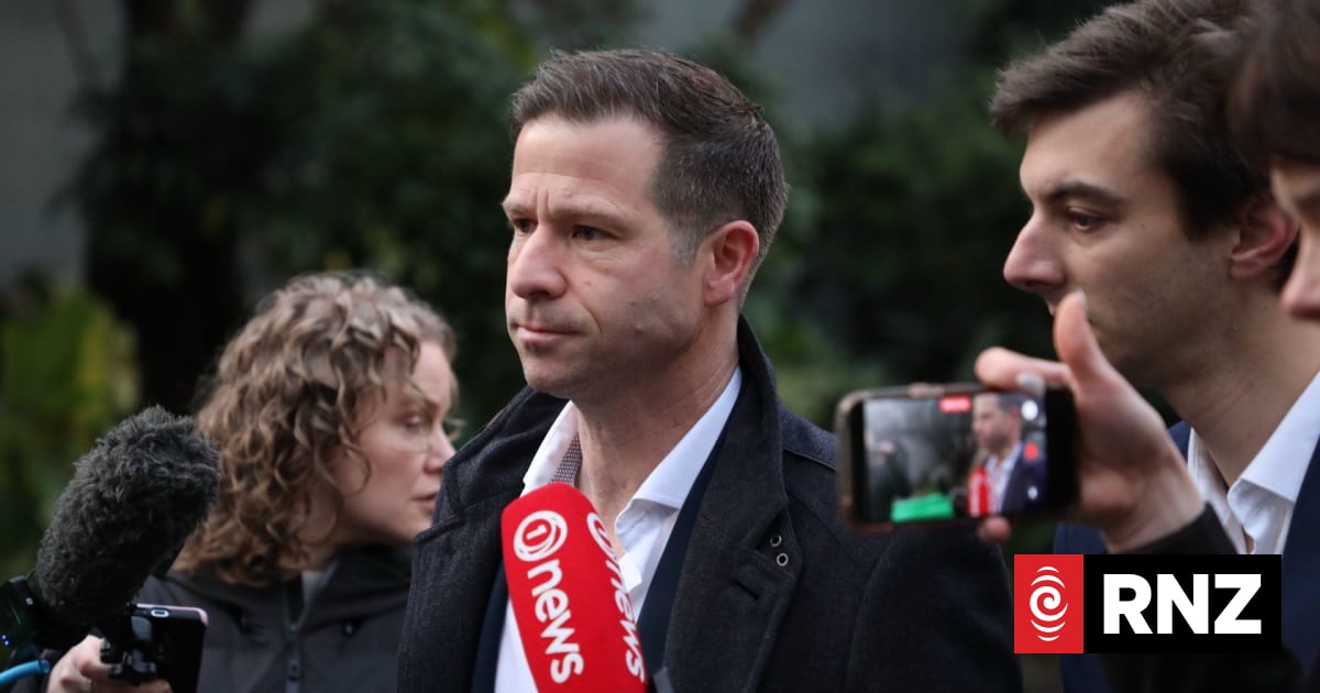 Sacked minister Chris Penk likely to return to Parliament next week