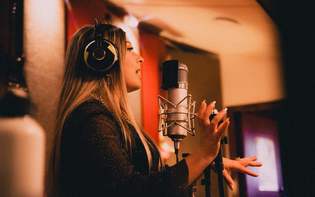 Colombian-New Zealand singer-songwriter Manuela.