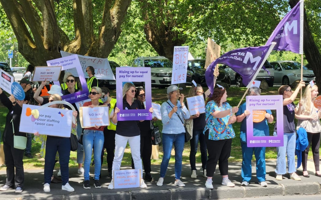 Nurses protest in Auckland