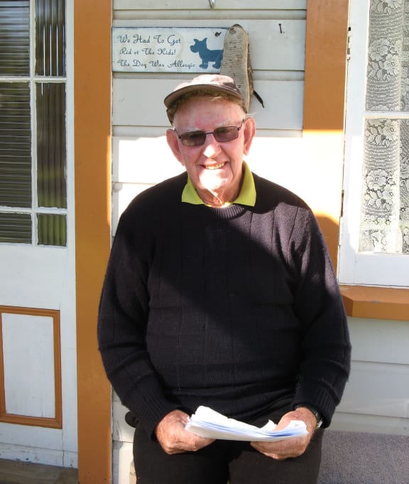 Colin Cox Pioneer Deer Farmer and Possum Hunter