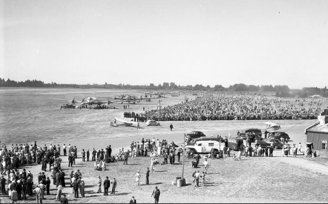 Thousands attended the opening of Christchurch International Airport on Monday 18 December, 1950.