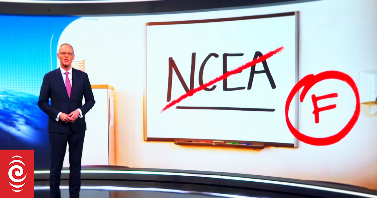 Mediawatch: Media applauds old school move on NCEA