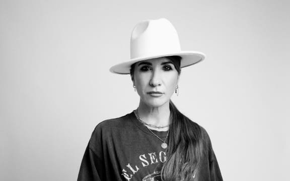 Tali, Black and white image of Tali in a white_hat