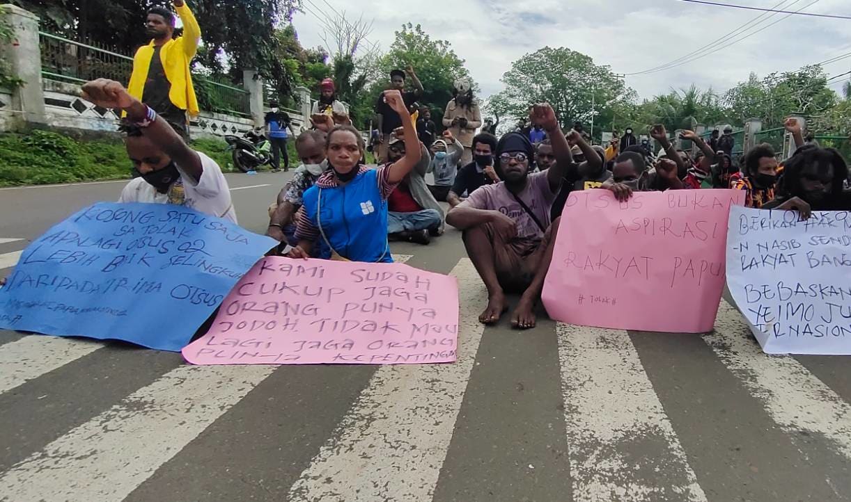 A demonstration by West Papuans against the Indonesian government's plans for Special Autonomy provisions for their region, Manokwari, 15 July 2021