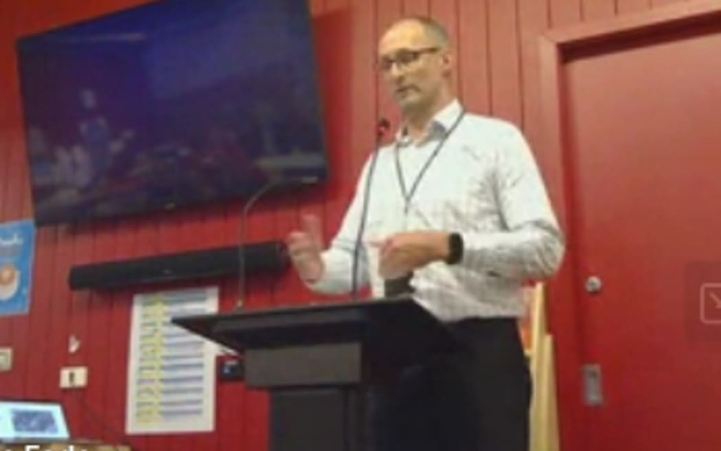 Darron Monaghan, general manager capital works at the Ministry of Education, speaks to a meeting of Wellington Girls’ College staff and families on 13 August about the quake risks and shutdown at its largest teaching block.