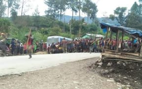 Tribesmen gathered in Enga.