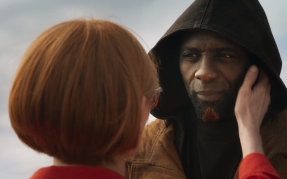 Tilda Swinton and Idris Elba in the 2002 film Three Thousand Years of Longing