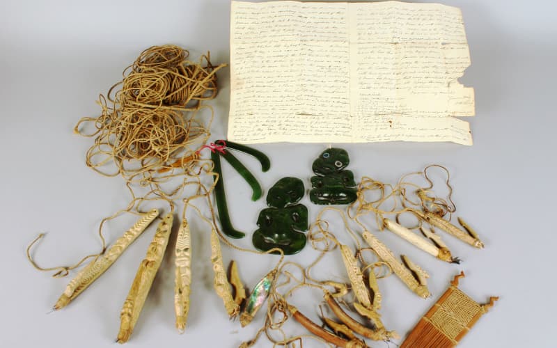 Māori artefacts go up for auction in UK | RNZ