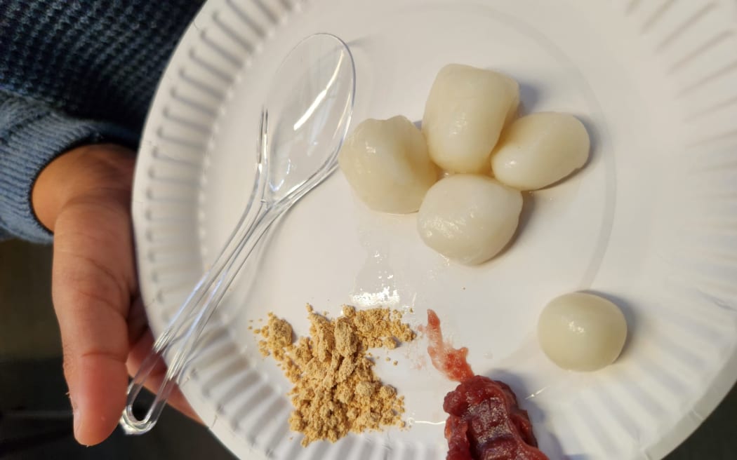 Tsukimi dango, small round rice dumplings symbolizing the full moon, are typically offered during the festival.