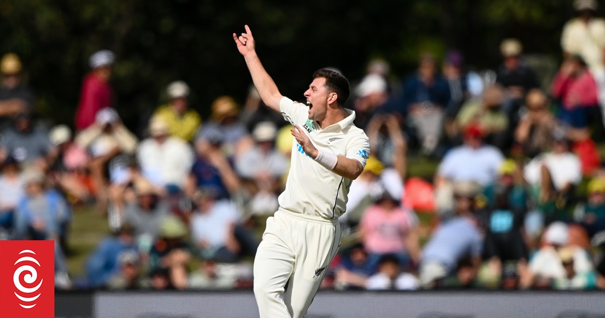 Black Caps build lead of 40 - Vimarsana News