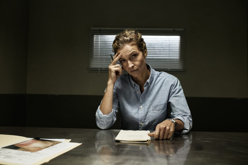 Tandi Wright in Alibi