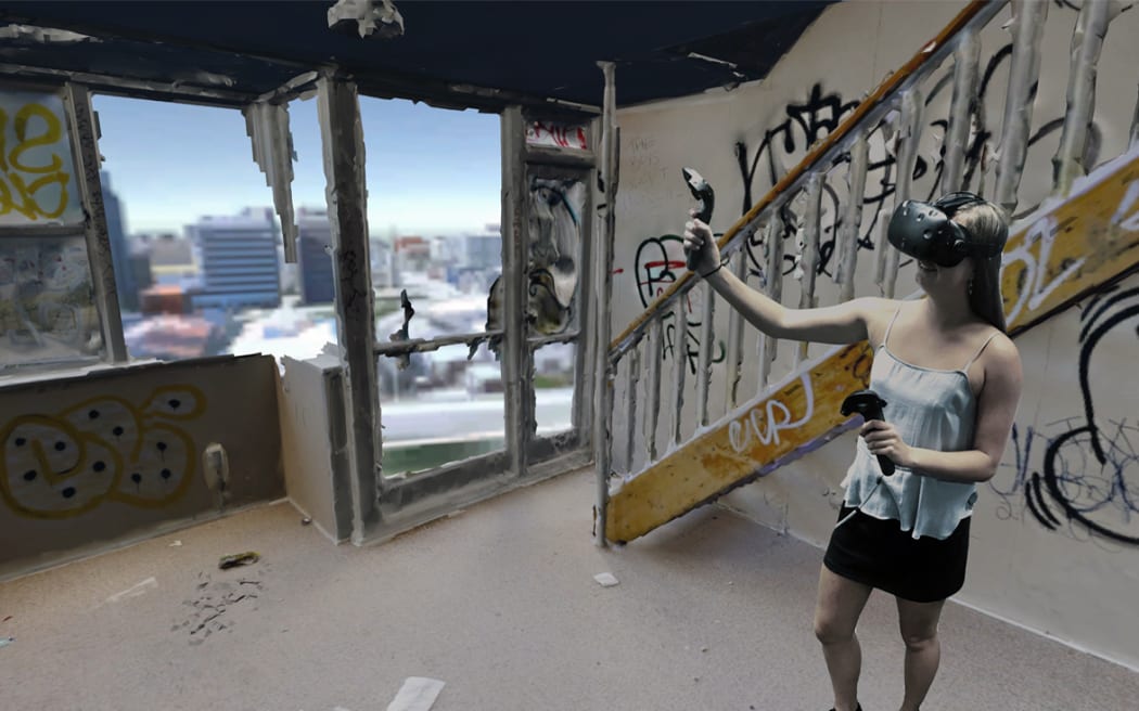 A demo of the virtual reality project showing how a flat looks now.