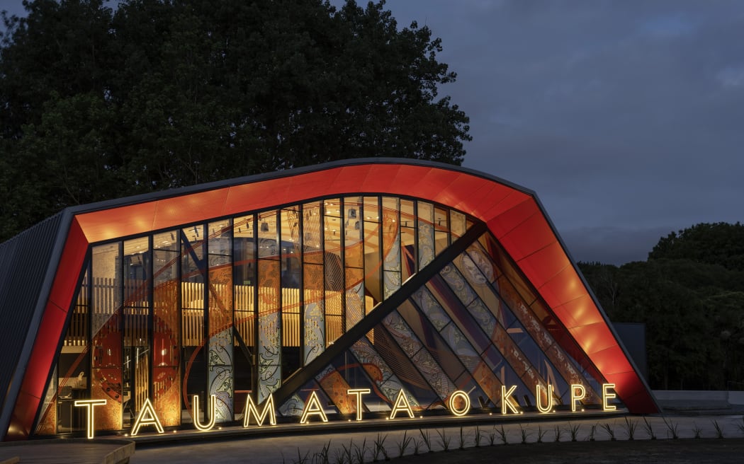 Te Taumata o Kupe Nuku at Te Mahurehure Marae in Auckland is a place for people to recite and receive mātauranga Māori.