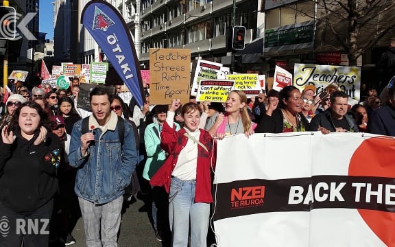 Secondary schools face five weeks of industrial action