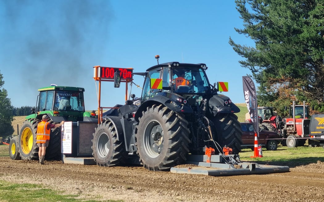The tractor pull at Southern Field Days.