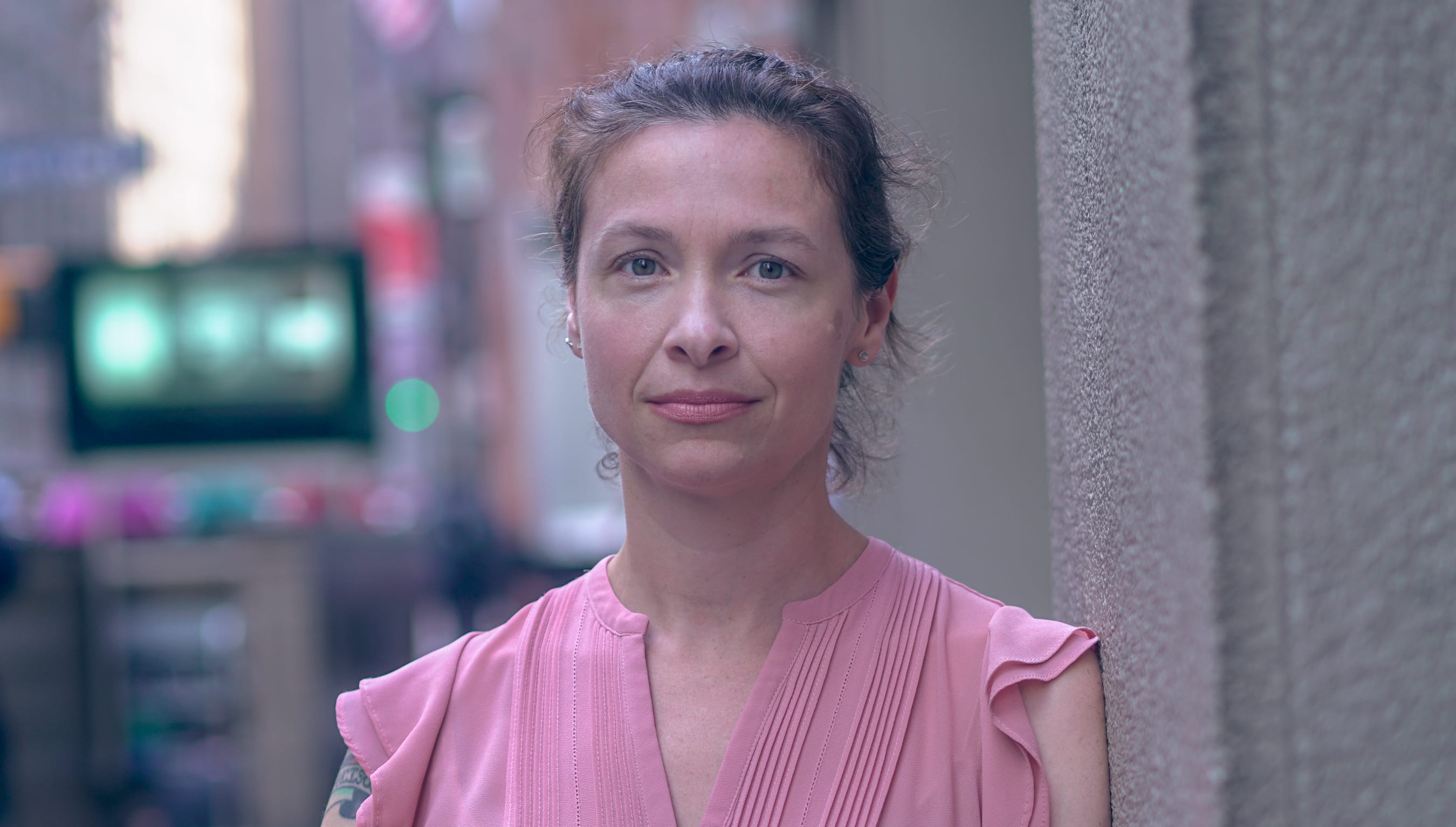 Author Louisa Luna