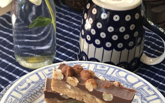Nut Slice