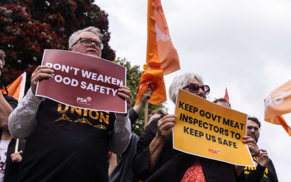 Meat inspection privatisation protest