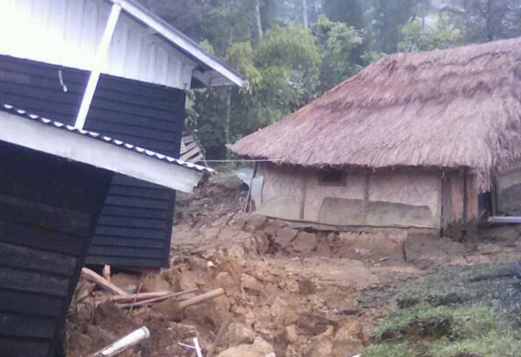 Tari - PNG  earthquake