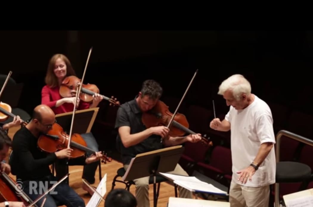 Vladimir Ashkenazy in rehearsal with the APO