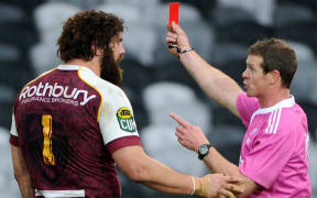 Jamie Mackintosh of Southland is red carded.