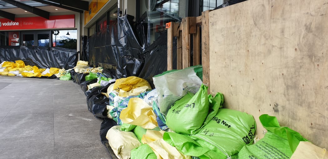 Sandbagging in Wanaka on 5 December 2019 as the lake level rose.