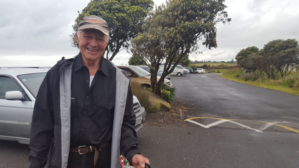Ted Burrows said the council should have sorted the new bylaw before the temporary ban expired.