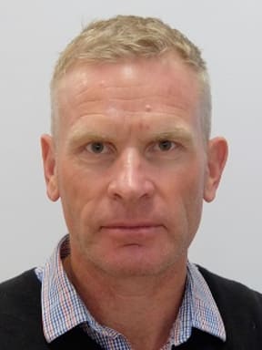 Dion Neems