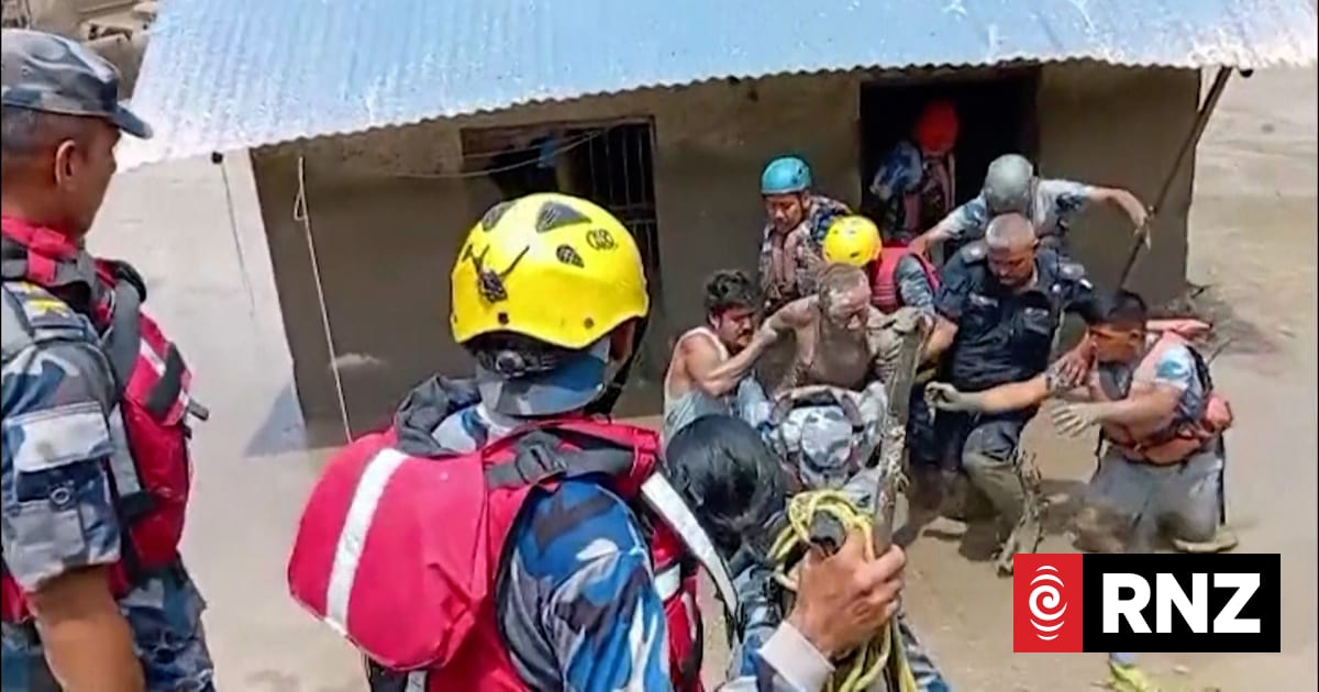 Live: Five New Zealanders missing following Nepal flash flood - reports