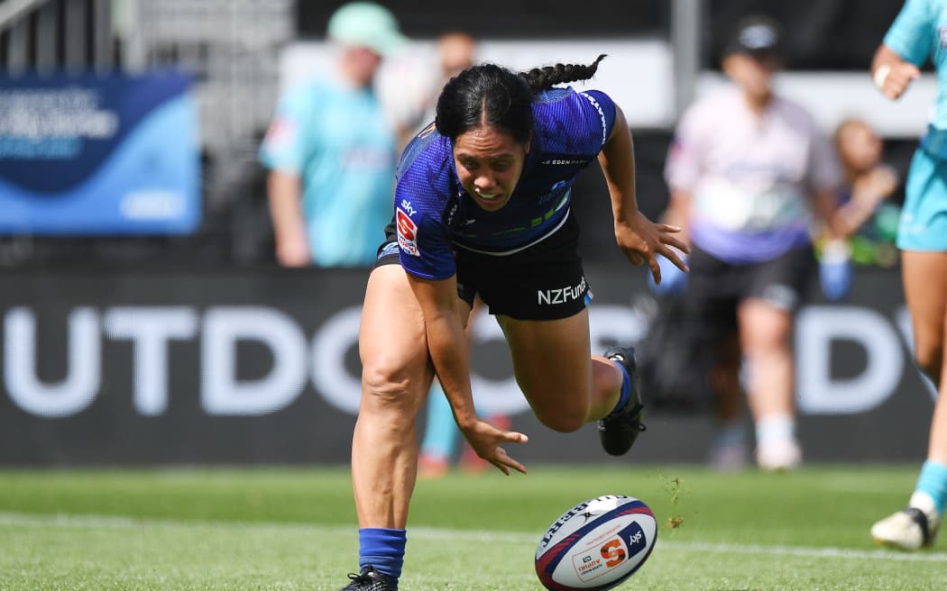 nib Blues player Sylvia Brunt scores a try during the Super Rugby Aupiki women’s rugby union match nib Blues v Matatu.