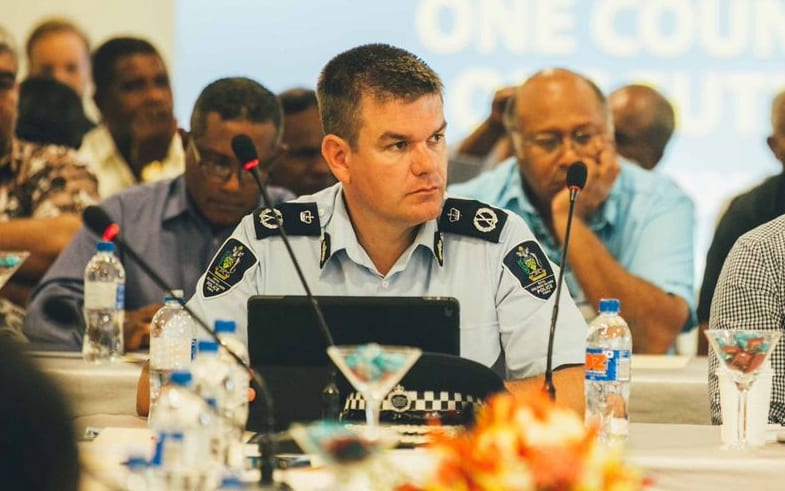 Solomon Islands' Police Commissioner, Matthew Varley (L), and RAMSI special coordinator Quinton Devlin (R).