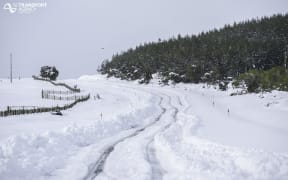 Up to 60cm of snow fell on the Napier-Taupo Road (State Highway 5) over the weekend.