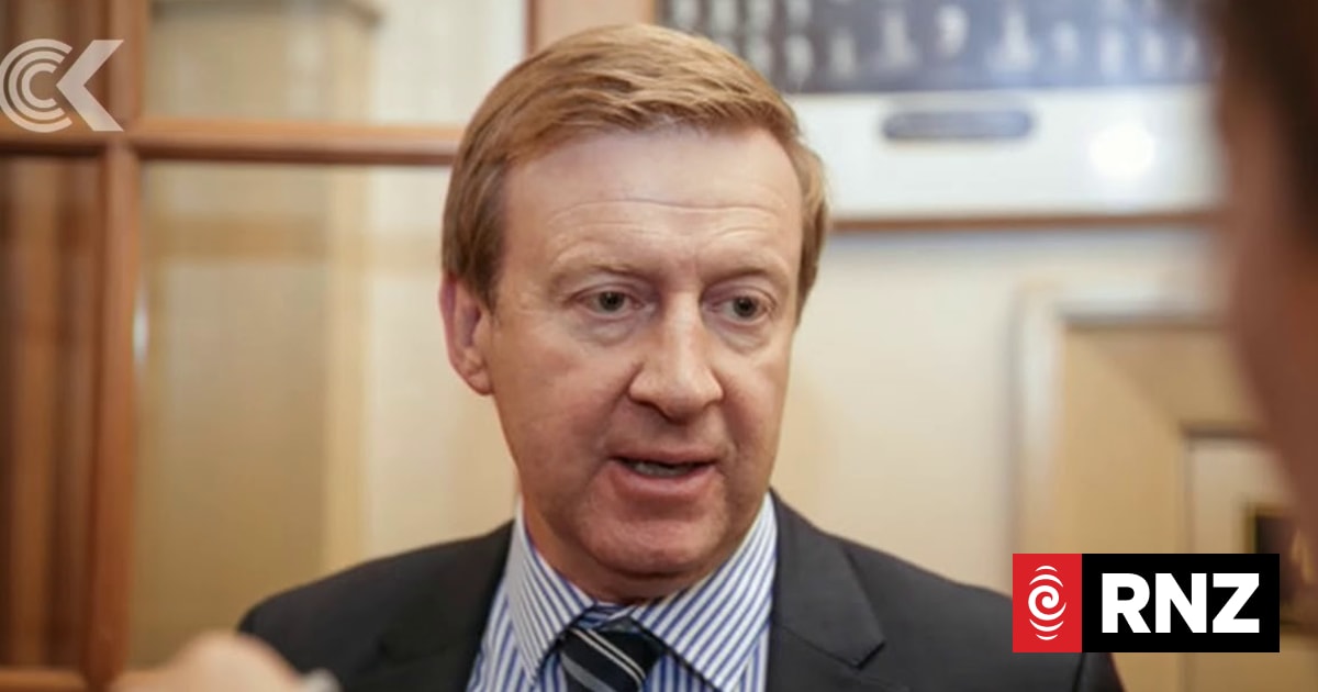 Former National health minister slams party's 'punitive' beneficiary drug testing policy